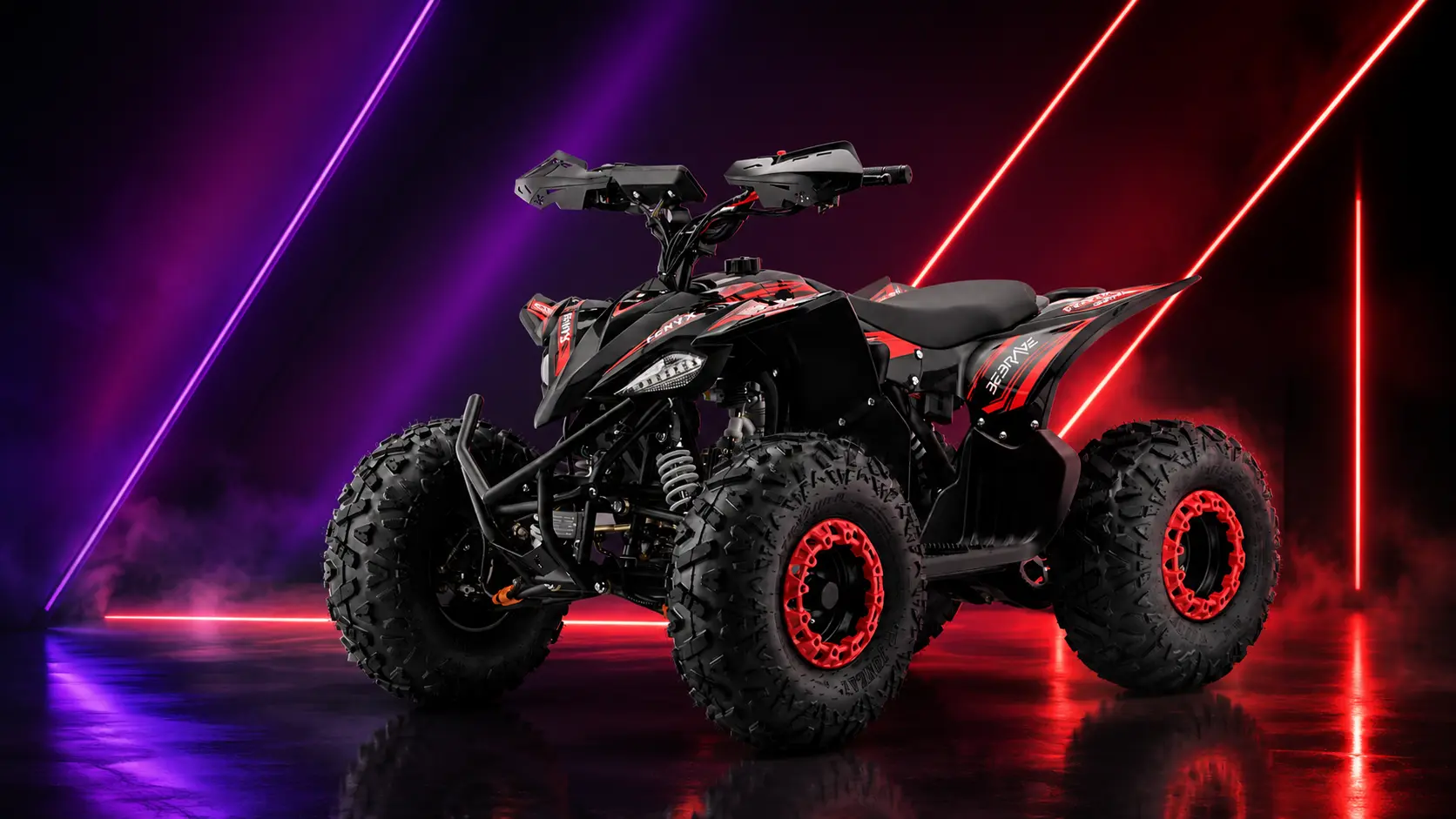 Cuatrimoto Fenyx 125 con fondo de luces neón